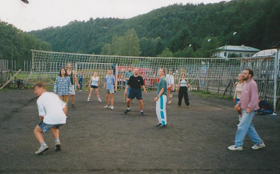 1999 18