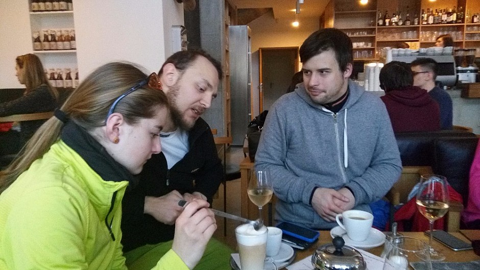 v kavarne v UH - Tete 17 (2)