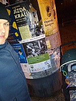 Kluci a holky z plakátů - dálková hra ve městě